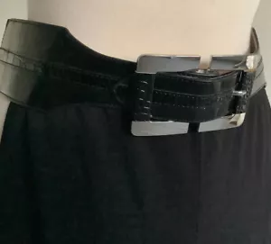 NWOT WHITE HOUSE BLACK MARKET Black Patent Leather Croc Embossed Stretch Belt M - Picture 1 of 8