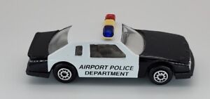 Maisto Buick Grand National Airport Police Department Cruiser