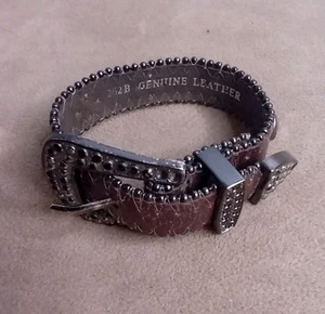 Western Gürtelschnalle Stil Echt Leder Armband für Damen Nieten verstellbar - Bild 1 von 6