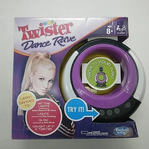 Twister Dance Game MP3 Player 8+ Years / 1-2 Players, Hasbro Gaming - New/Boxed - Picture 1 of 15