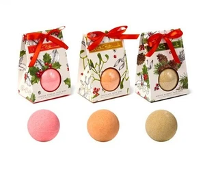 Winter Botanicals Badebombe in Geschenkverpackung3er Set - Bild 1 von 4