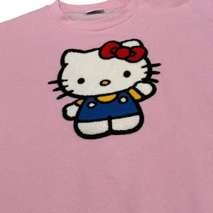 Suéter Hello Kitty by Sanrio Rosa Cuello Redondo L Diseño Bordado 3D - Imagen 1 de 5