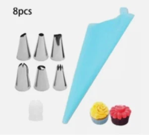 8 Piece Icing Bag & Nozzle Set With 6 Stainless Steel Nozzles - Picture 1 of 1