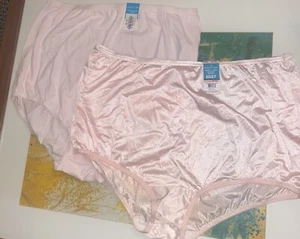 2 Vintage Vanity Fair 3X Size 11 Panties Cotton & Nylon - Picture 1 of 10