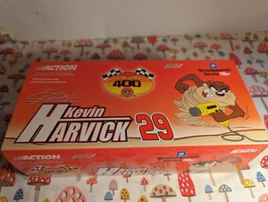 1/24 REVELL NASCAR Kevin Harvick 2001 Looney Toon with Tasmanian Devil CS3052 - Foto 1 di 3