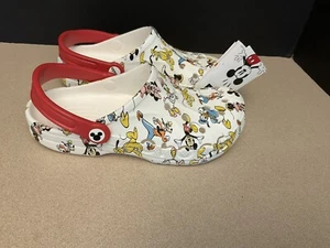 New! Womens Crocs Bays Disney Mickey and Friends Clogs. Size 8. Awesome Shoes! - Picture 1 of 9