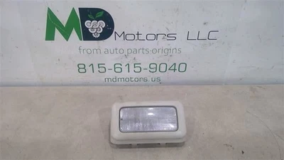 RAM PROMASTER 1500 2017-2021 parte trasera cúpula mapa luz lámpara OEM 735244962 Foto 1 de 4