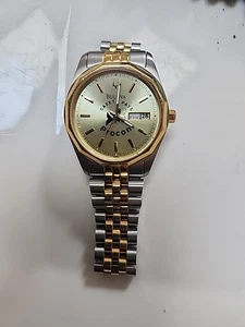 BULOVA Gold Dial Quartz Two Tone Watch Men Dress Vintage Swiss Made Procon Safe - Picture 1 of 3
