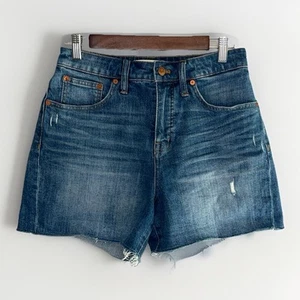 Madewell Curvy High Rise Denim Shorts abgeschnittene Jeans roher Saum 4" Schrittlänge blau Gr. 26 - Bild 1 von 13