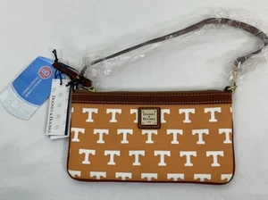 Cartera Muñequera Grande Delgada Dooney & Burke Texas Volunteers Nueva con Etiquetas - Imagen 1 de 8
