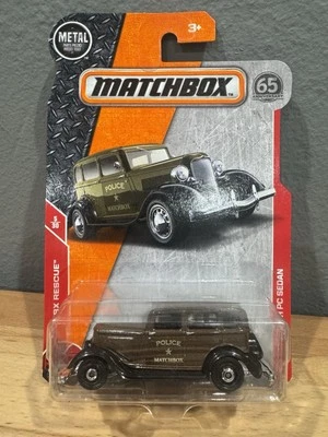 MATCHBOX '33 PLYMOUTH PC SEDÁN MBX POLICÍA DE RESCATE - A15 Foto 1 de 4
