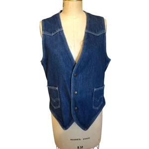 Vintage 70s Levi Strauss Denim Vest Blue Jean Western Snaps Blue Tab 60656-0915 - Picture 1 of 10