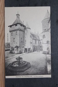 Carte posatle ancienne Château de CHASTELLUX - La Cour Intérieure - Foto 1 di 1