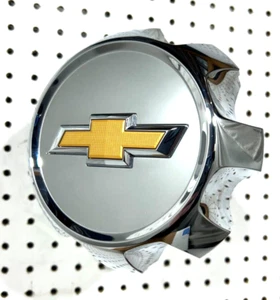 One (1) OEM 2020-2023 Silverado 2500 3500 CHROME Center cap hubcap 84307949 #ST9 - Picture 1 of 4