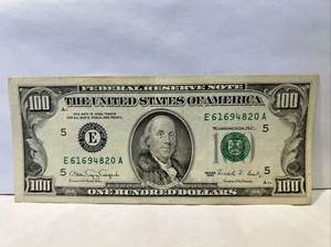 Series 1990 ~ US One Hundred Dollar Bill $100 Richmond ~ E 61694820 A small face - Picture 1 of 3