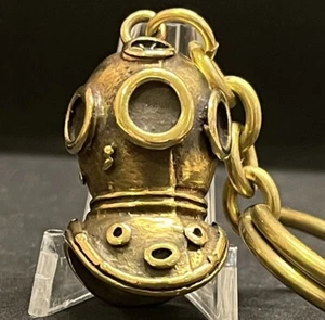 Toller Schlüsselanhänger Antik Taucheranzug Helm massiv Bronze 33 grs Traumstück - Bild 1 von 15