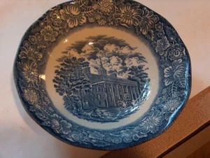 1 Staffordshire China, Liberty Blue, 6 1/2" Suppenschüssel, Mount Vernon, abgebrochen - Bild 1 von 2