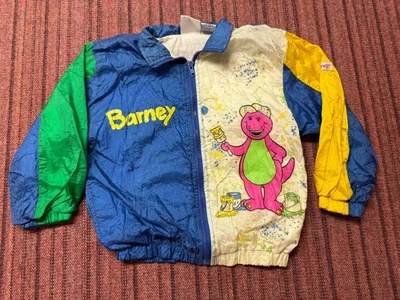 JAQUETA MAC PODEROSA ESTAMPADA BARNEY VINTAGE ANOS 90 1992 MENINOS MENINAS TAMANHO JUVENTUDE 5 - Imagem 1 de 4