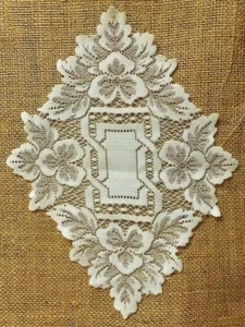 Tapetes de encaje Heritage dos 11,5" x 9" marfil reliquia sala dormitorio guarida - Imagen 1 de 2