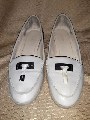 Mocasín Calvin Klein, Kaelinn, cuero, estampado de leopardo marfil/marrón, talla 8,5 M Foto 1 de 4