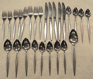 ONEIDA SILVER "Venetia" Community Stainless Flatware. Choose your pieces - Picture 1 of 31