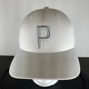 Cappello Berretto Puma Rickie Bianco Regolabile Snapback Tour Esclusivo 110 Golf P Logo - Foto 1 di 17