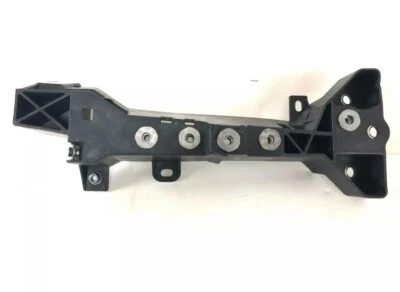 Soporte de soporte de núcleo de radiador derecho Infiniti Q50 Q60 62584-4GA0A 2014-2020  Foto 1 de 4