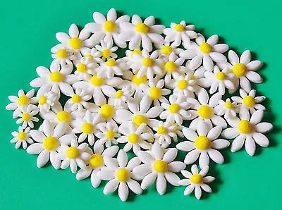 Edible Sugar Flowers  X 30 - Daisies - 3 Different Sizes- Beautiful  Toppers** • 20$