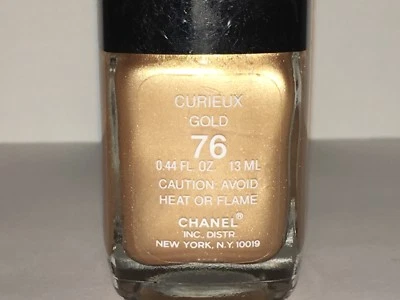 Esmalte de uñas Chanel “Curieux Gold #76” nuevo en caja Foto 1 de 4