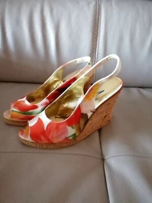 CHAUSSURE FEMME NEUVE ERNEST COMPENSEE TAILLE 38 - Photo 1/3