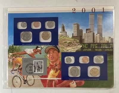 2001 US Mint Sets with Stamps and Story Card. - Image 1 of 4