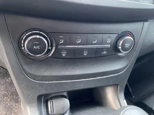 Heater A/c Control NISSAN SENTRA 15 16 17 - Picture 1 of 1
