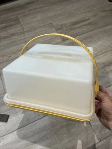 Vintage Tupperware 10" Gold Quadratisch Kuchenträger Boden 1241 Deckel 1242 Griff 624 EUC - Bild 1 von 6