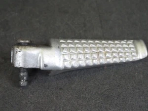 FOOTREST STEP RH RR SUZUKI SV650S 03-07 43611-35F01 18014 - Picture 1 of 4