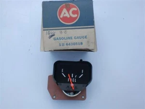 BUICK 6430518 1966-1967; LESABRE, WILDCAT &amp; ELECTRA FUEL GAUGE; DASH UNIT (# - Picture 1 of 1