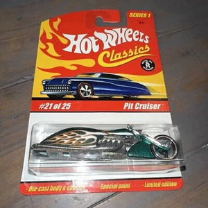 * HOT WHEELS CLASSICS SERIES 1 #21/25 Pit Cruiser GREEN New Super Rare 1:64 - Picture 1 of 2