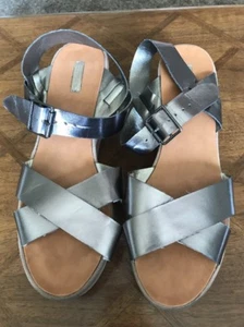 COOPERATIVE PLATEAUSANDALEN METALLIC KREUZRIEMEN KEILABSATZ  - Bild 1 von 7