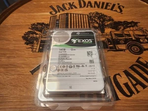 Seagate EXOS X16 ST14000NM005G 14TB 256MB 7200rpm 3.5" SATA 6Gb/s Enterprise HDD - Afbeelding 1 van 2