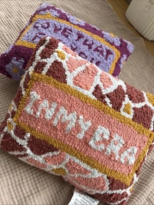 Trendy Needlepoint Throw Pillows 12in x 14in Set Of 2 - Picture 1 of 7