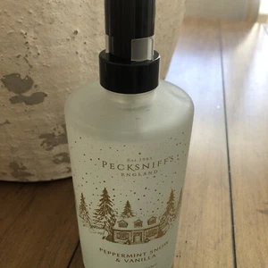 Pecksniff’s Peppermint Snow & Vanilla Hand Wash Soap 16.9 oz  Glass Bottle New - Picture 1 of 4