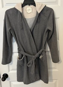 Victoria’s Secret Hooded Sherpa Robe Short Size S Small Gray So Soft - Picture 1 of 2