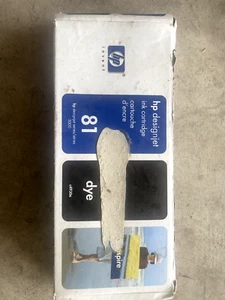 HP 81 Tintenpatrone Schwarz C4990a HP Designjet 5000 5500 Neu Abgelaufen Kartonschaden - Bild 1 von 2