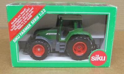 Siku Fendt Vario Favorit 716 Tractor New 1/32 Scale - Image 1 of 4