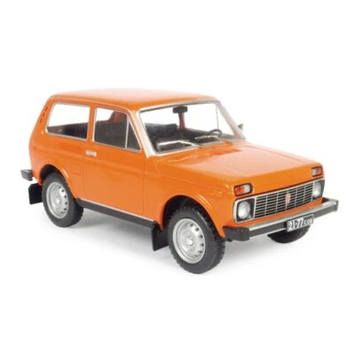 AUTO VINTAGE EUROPE COLLECTION Modello 1:24 n° 64 LADA NIVA - 1977 - Immagine 1 di 2