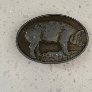WAYNE FEEDS LIMITED EDITION BELT BUCKLE PIG BOAR Cowboy Western Country - Picture 1 of 4