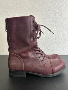 ALDO Größe 7 rotweinrot Leder Combat halbhohe Stiefel Reißverschluss/Schnürung hinten - Bild 1 von 11