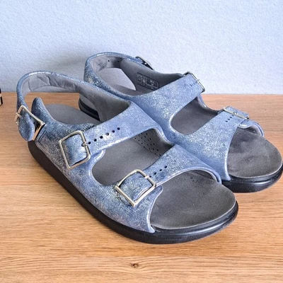 SAS Women’s 9.5 Relaxed Leather Comfort Sandals Metallic Silver Blue Made in USA - Image 1 of 4