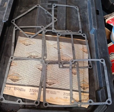 Junta de cubierta de bomba de aceite para motosierra Briggs & Stratton 272062 nuevo stock antiguo (8) OEM Foto 1 de 2
