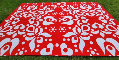 Tela de lona de algodón roja y blanca Ikea ' Anna Svanfeldt 2008' textiles escandinavos Foto 1 de 4