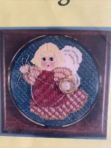 Stitching Angel Needlepoint Kit NIP Canvas Guide Fibers - Picture 1 of 7